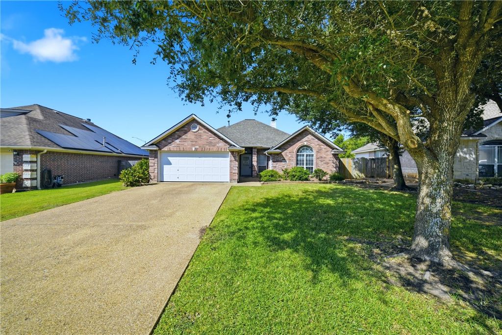 4210 Ludlow Lane, College Station, TX 77845 — photo 2