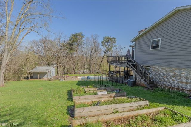 38 Southmoor Heights, Parkersburg, WV 26101