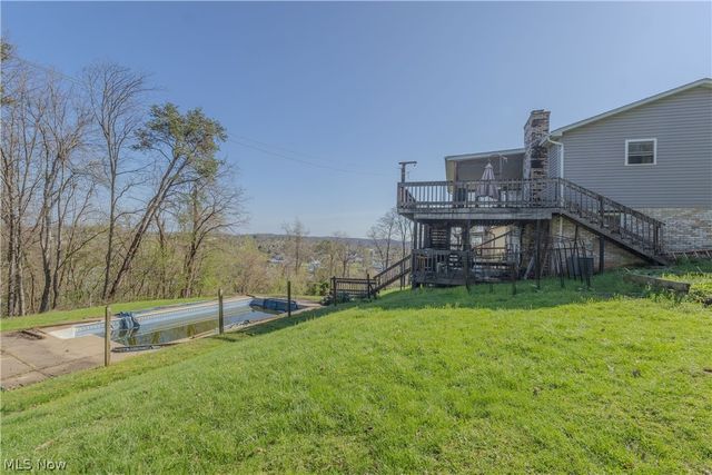 38 Southmoor Heights, Parkersburg, WV 26101