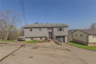 38 Southmoor Heights, Parkersburg, WV 26101