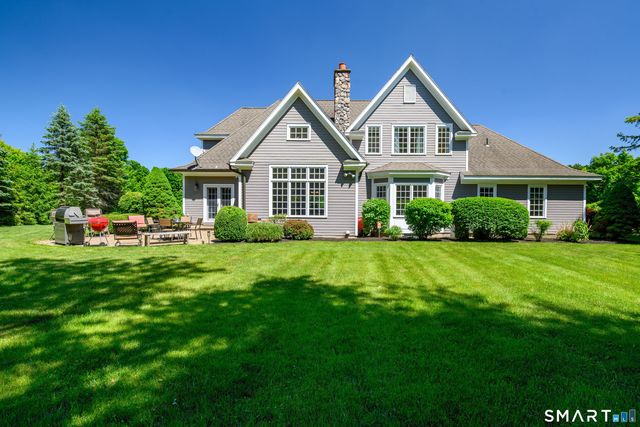 25 Avalon Drive, Middlebury, CT 06762
