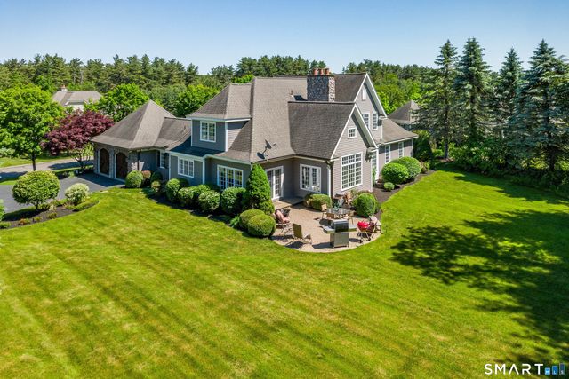 25 Avalon Drive, Middlebury, CT 06762