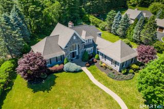 25 Avalon Drive, Middlebury, CT 06762