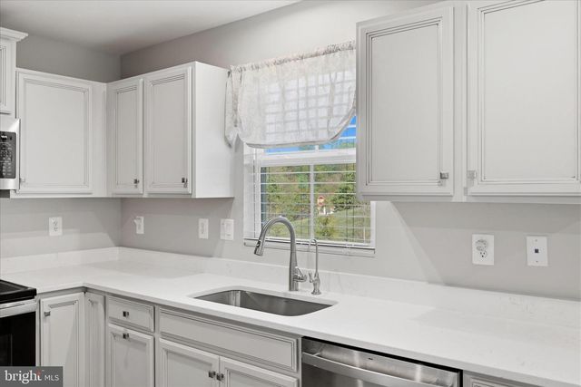 185 BAIT RD, Inwood, WV 25428