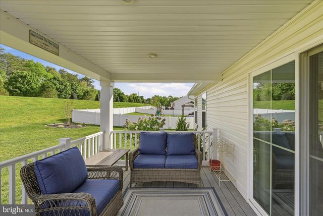 185 BAIT RD, Inwood, WV 25428