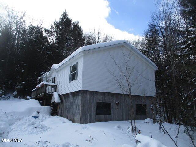 93 Rollies Road, Warrensburg, NY 12885