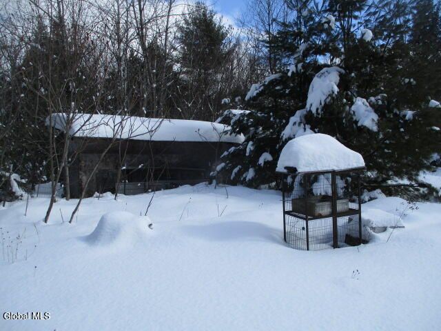 93 Rollies Road, Warrensburg, NY 12885