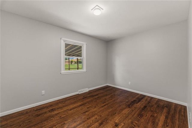 810 N 82nd Terrace, Kansas City, KS 66112