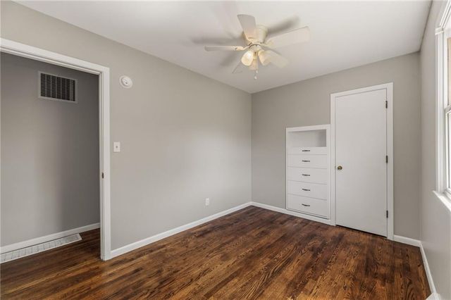 810 N 82nd Terrace, Kansas City, KS 66112