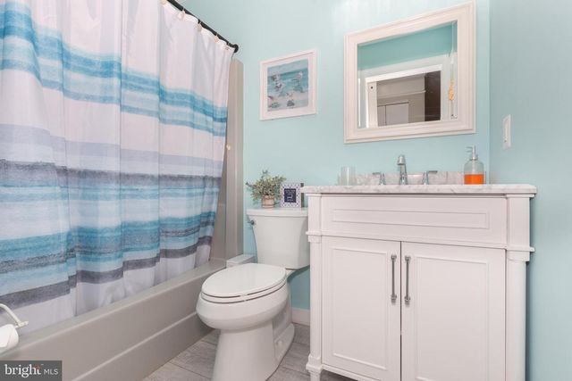 213 ROTH AVE, Taneytown, MD 21787