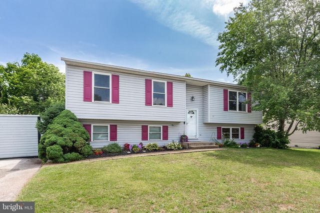 213 ROTH AVE, Taneytown, MD 21787
