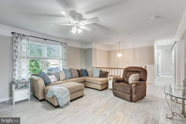 213 ROTH AVE, Taneytown, MD 21787