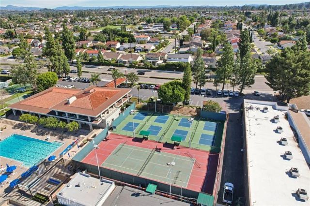 22625 Wood Shadow Lane, Lake Forest, CA 92630