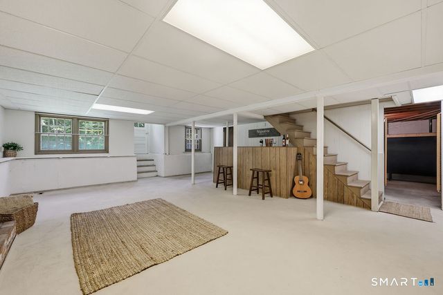 10 Shady Lane, Simsbury, CT 06092