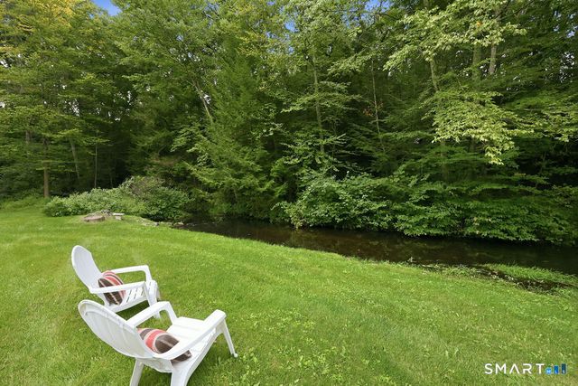 10 Shady Lane, Simsbury, CT 06092