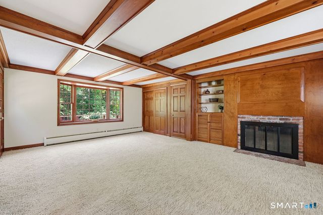 10 Shady Lane, Simsbury, CT 06092