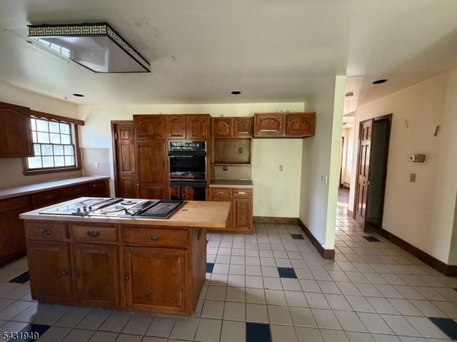 105 Russling Rd, Independence Twp., NJ 07840