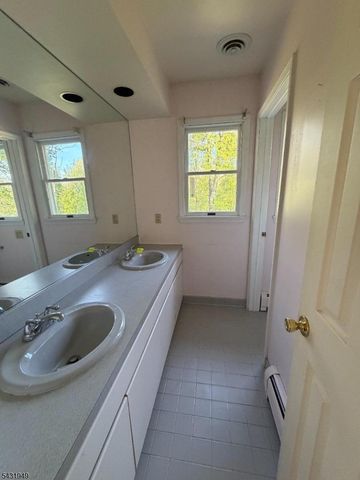 105 Russling Rd, Independence Twp., NJ 07840