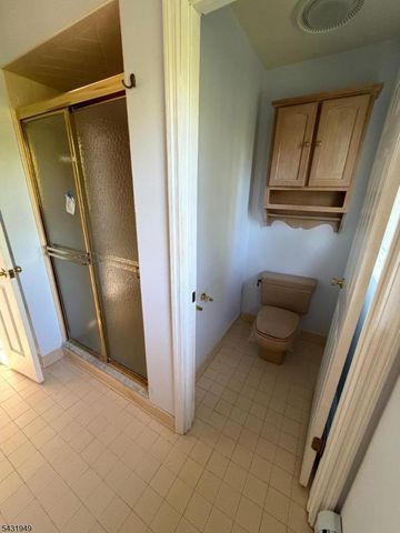 105 Russling Rd, Independence Twp., NJ 07840
