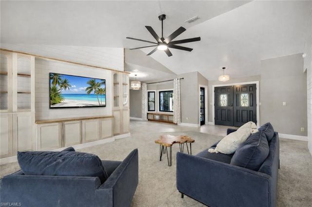 7239 Hendry Creek DR, Fort Myers, FL 33908