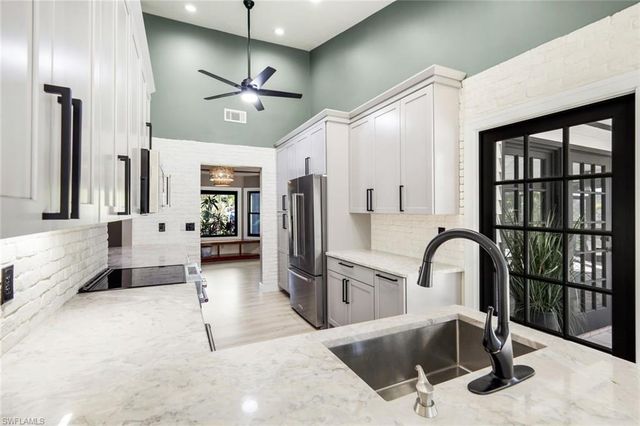 7239 Hendry Creek DR, Fort Myers, FL 33908