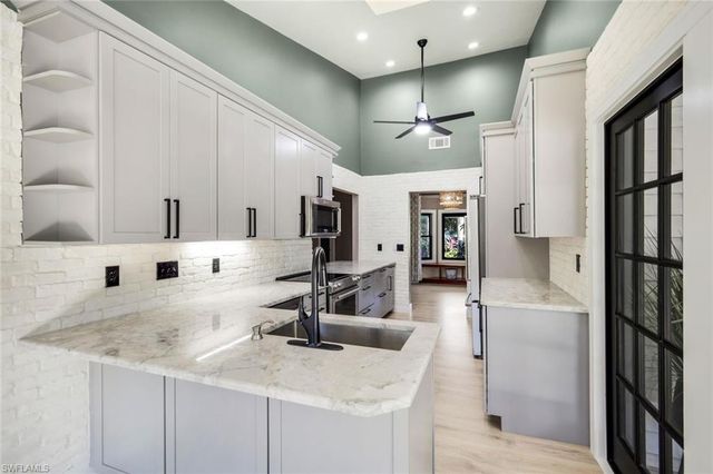 7239 Hendry Creek DR, Fort Myers, FL 33908