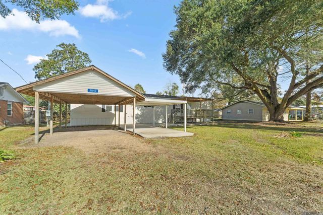 5042 Eudora Dr, Addis, LA 70710