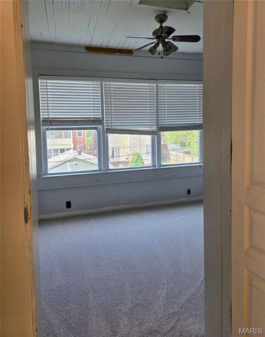 5229 Lansdowne Avenue, St Louis, MO 63109