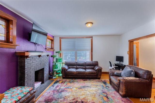 5229 Lansdowne Avenue, St Louis, MO 63109