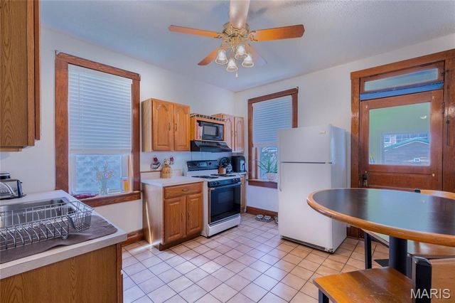 5229 Lansdowne Avenue, St Louis, MO 63109