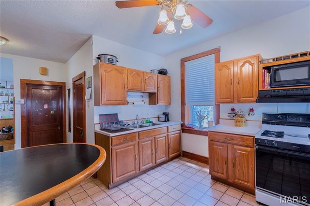 5229 Lansdowne Avenue, St Louis, MO 63109