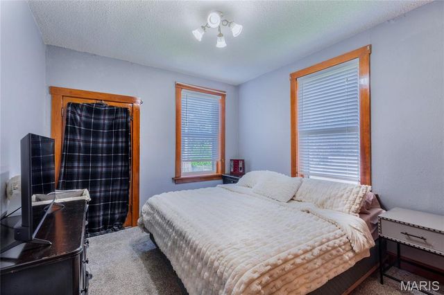 5229 Lansdowne Avenue, St Louis, MO 63109