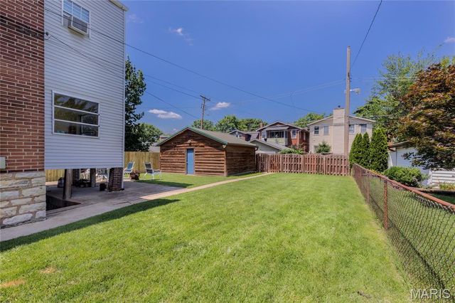 5229 Lansdowne Avenue, St Louis, MO 63109