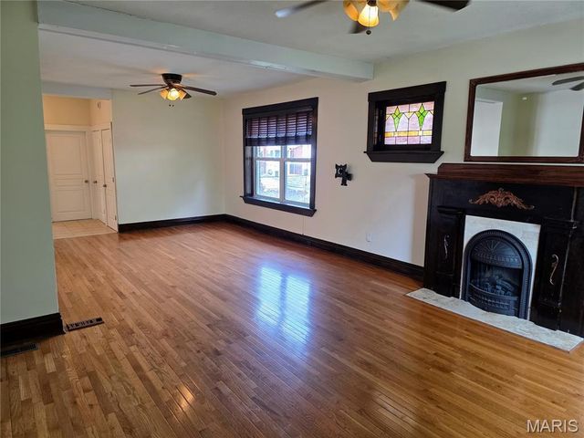 5229 Lansdowne Avenue, St Louis, MO 63109