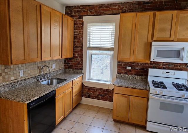 5229 Lansdowne Avenue, St Louis, MO 63109
