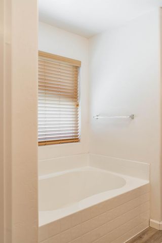 809 S Cypress Avenue, Fresno, CA 93727