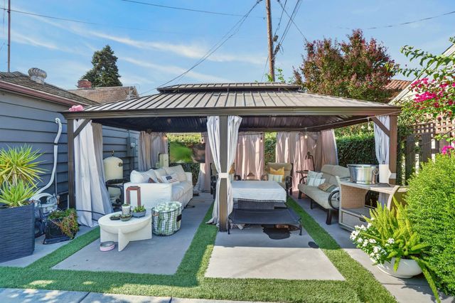 141 S Orange St, Lodi, CA 95240