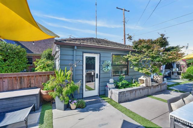 141 S Orange St, Lodi, CA 95240