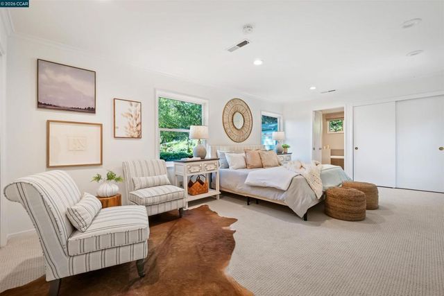 120 Las Vegas, Orinda, CA 94563