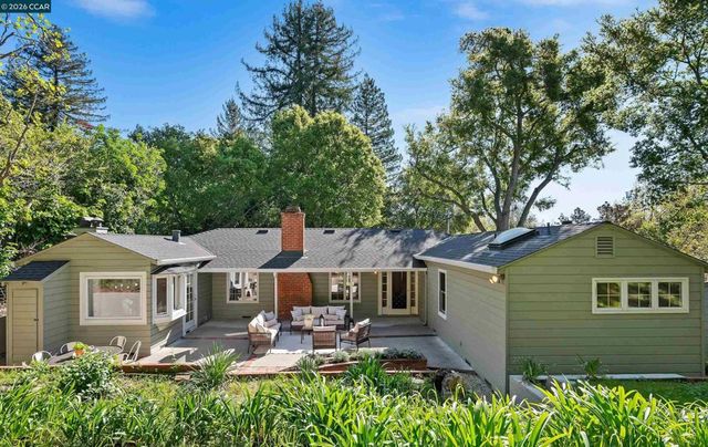 120 Las Vegas, Orinda, CA 94563