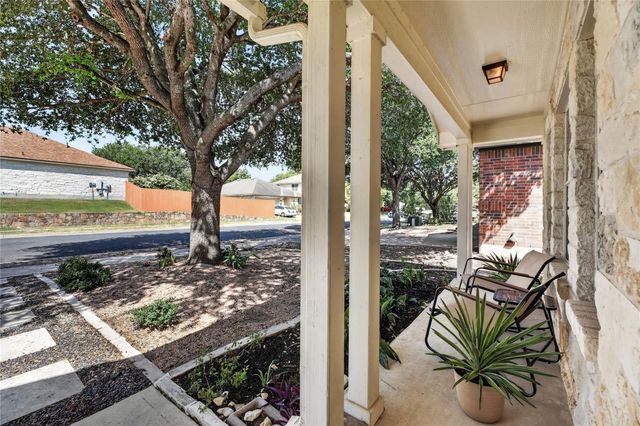 9213 Grant Forest DR, Austin, TX 78744
