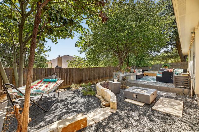 9213 Grant Forest DR, Austin, TX 78744