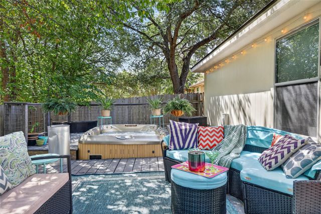 9213 Grant Forest DR, Austin, TX 78744