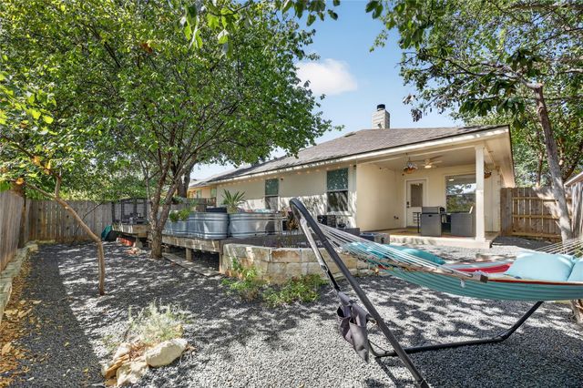 9213 Grant Forest DR, Austin, TX 78744
