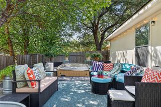 9213 Grant Forest DR, Austin, TX 78744