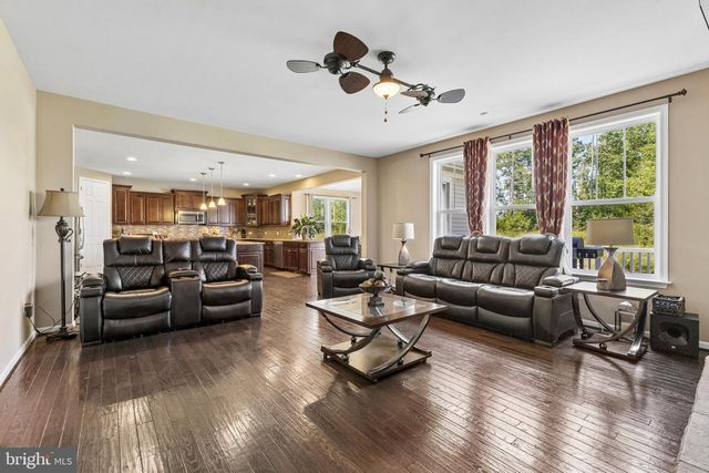 422 ALDER DR, Stafford, VA 22554