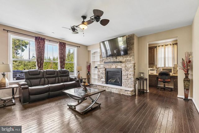 422 ALDER DR, Stafford, VA 22554