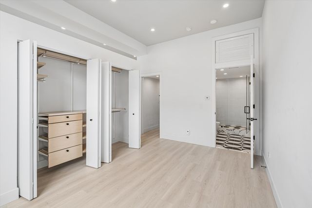 949 W Madison Street 406, Chicago, IL 60607