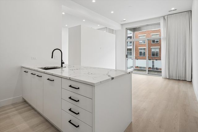 949 W Madison Street 406, Chicago, IL 60607