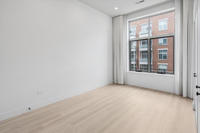949 W Madison Street 406, Chicago, IL 60607